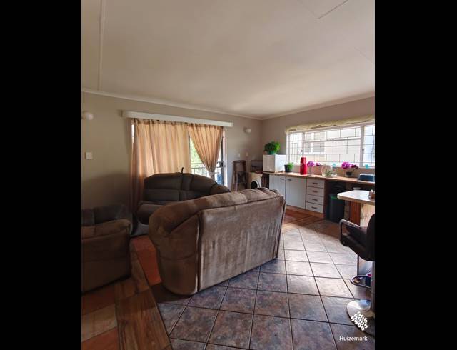 3 BEDROOM HOUSE FOR SALE IN SASOLBURG EXT 15